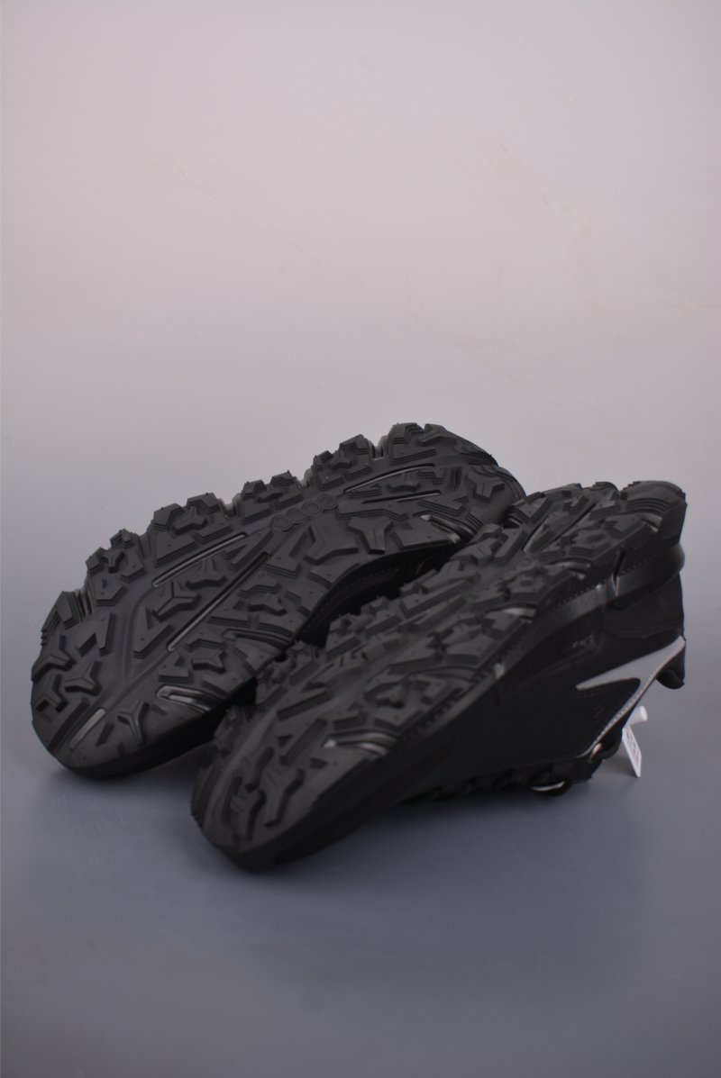 Ecco Biomc 'Yellow' view