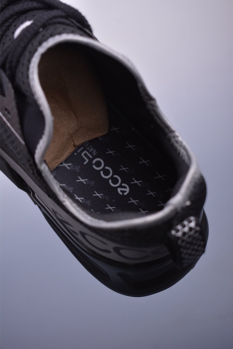 Ecco Biom C25 view