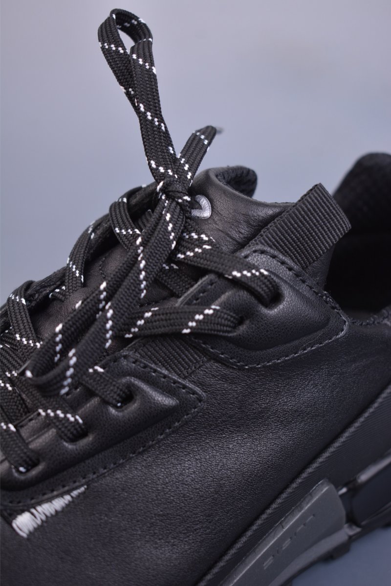 Ecco Biom C25 view