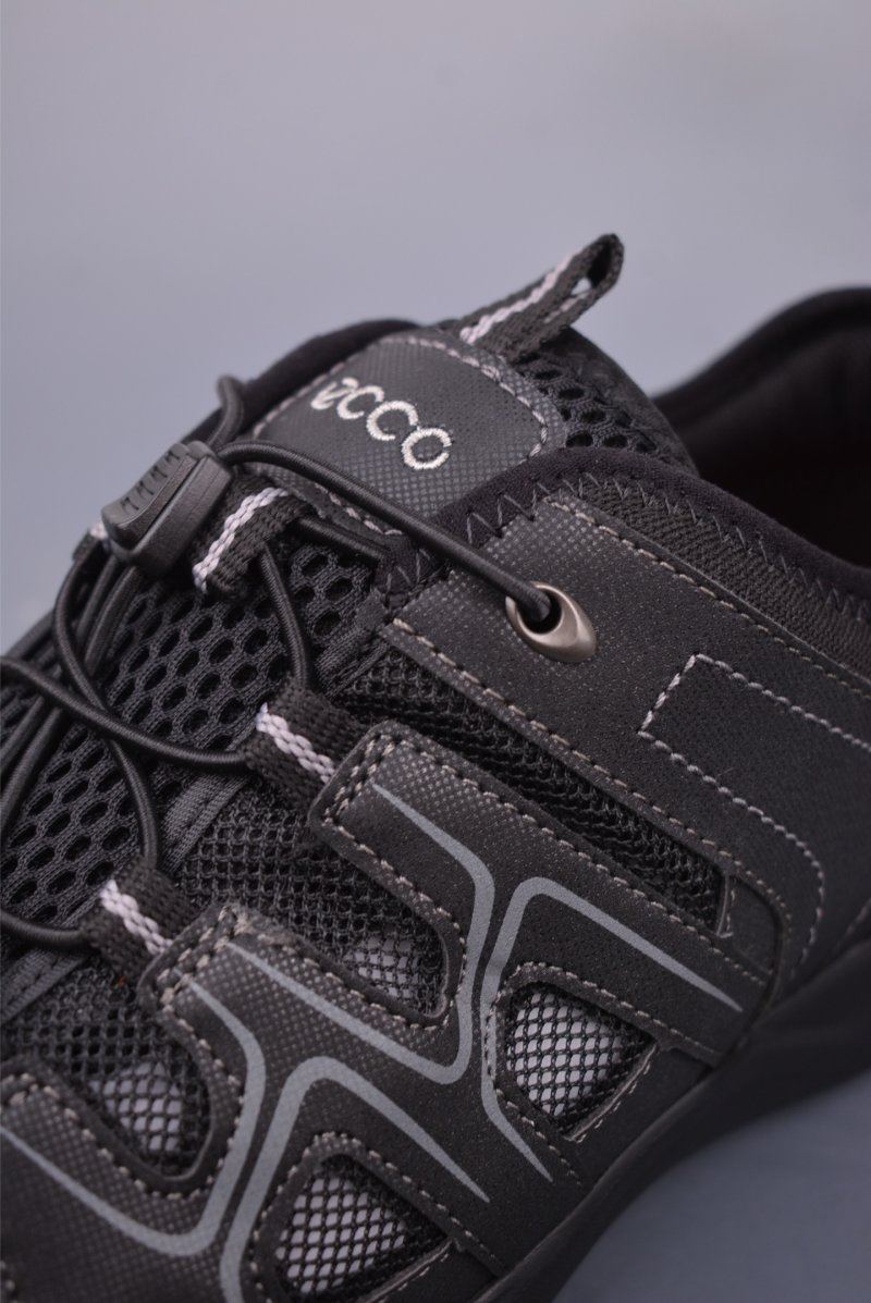Ecco Biom C25 view