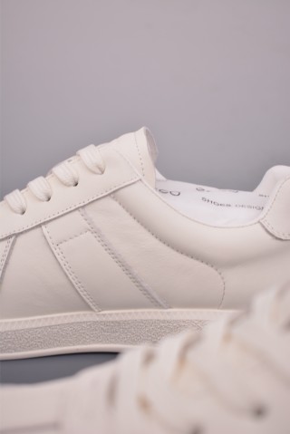 Ecco Buff 'White' view 8