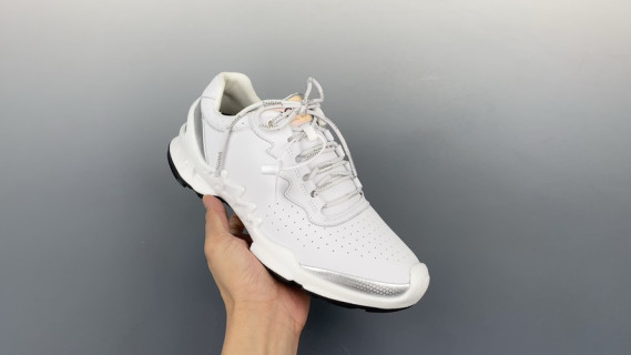 Ecco Track Series view 1