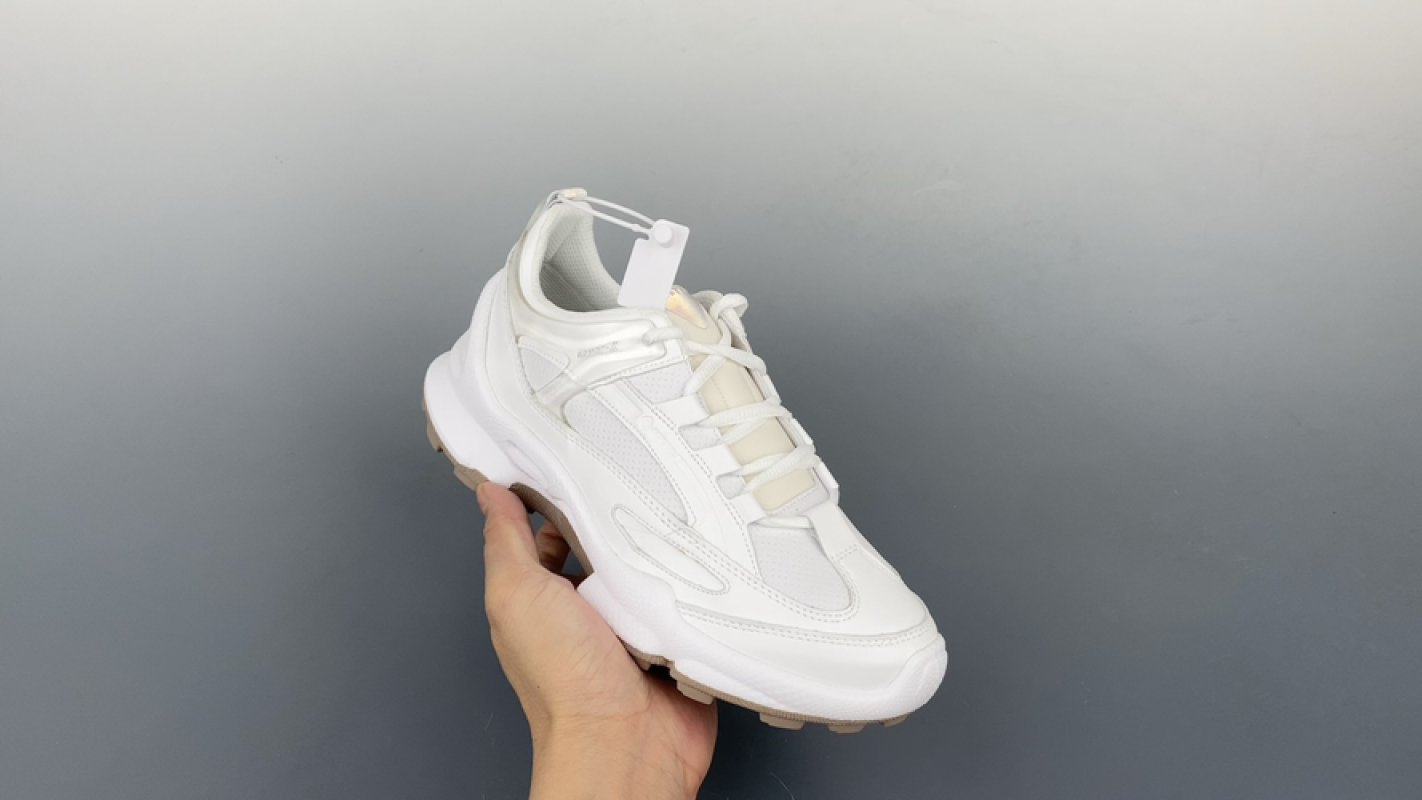 Ecco Track Series view