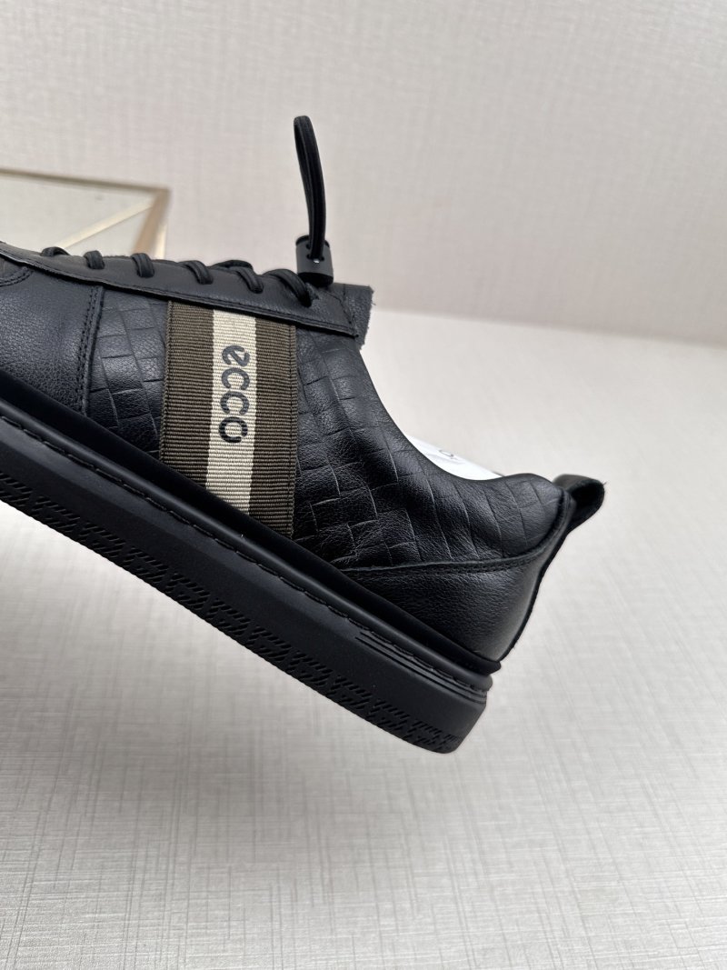 Ecco E11 view