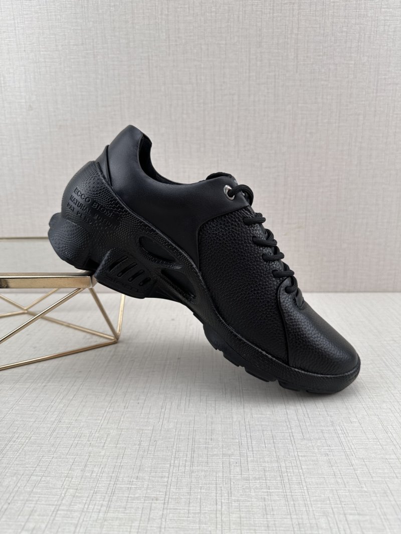Ecco JJ11 'Red' view
