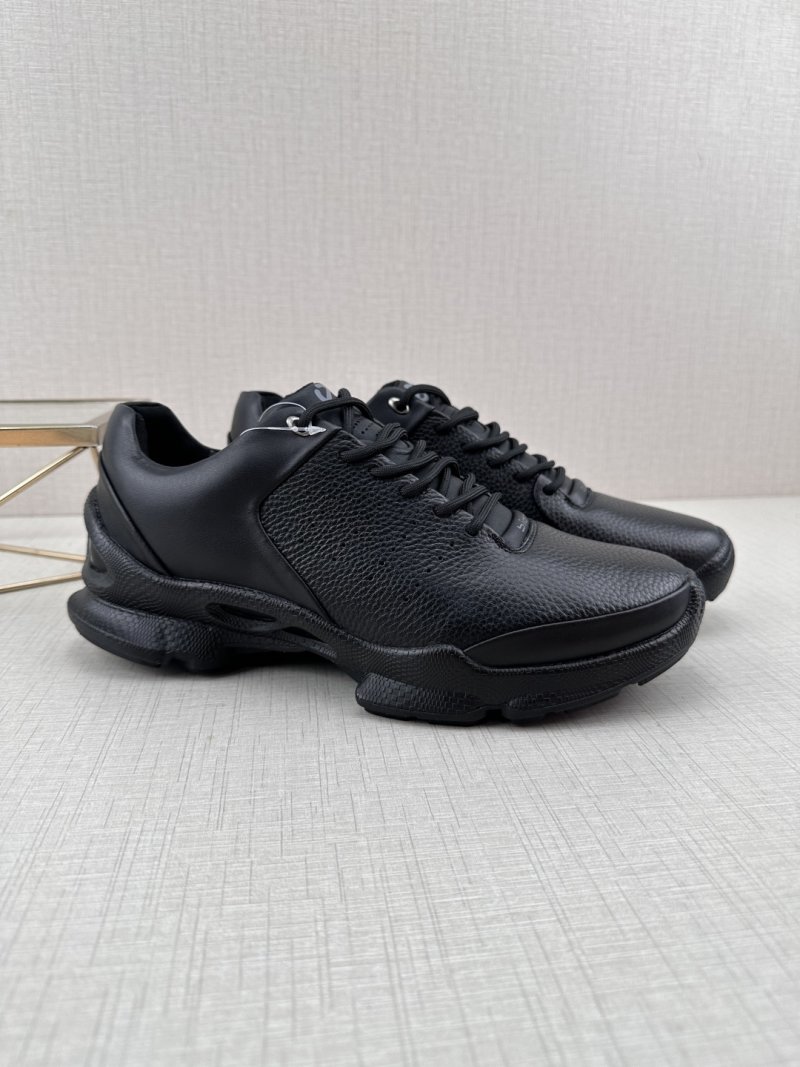 Ecco JJ11 'Red' view