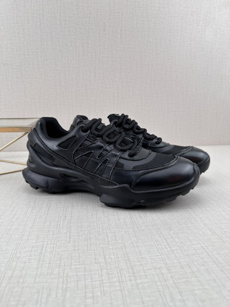 Ecco JJ11 'Red' view