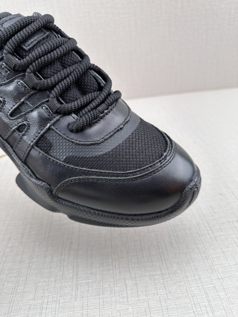 Ecco JJ11 'Red' view