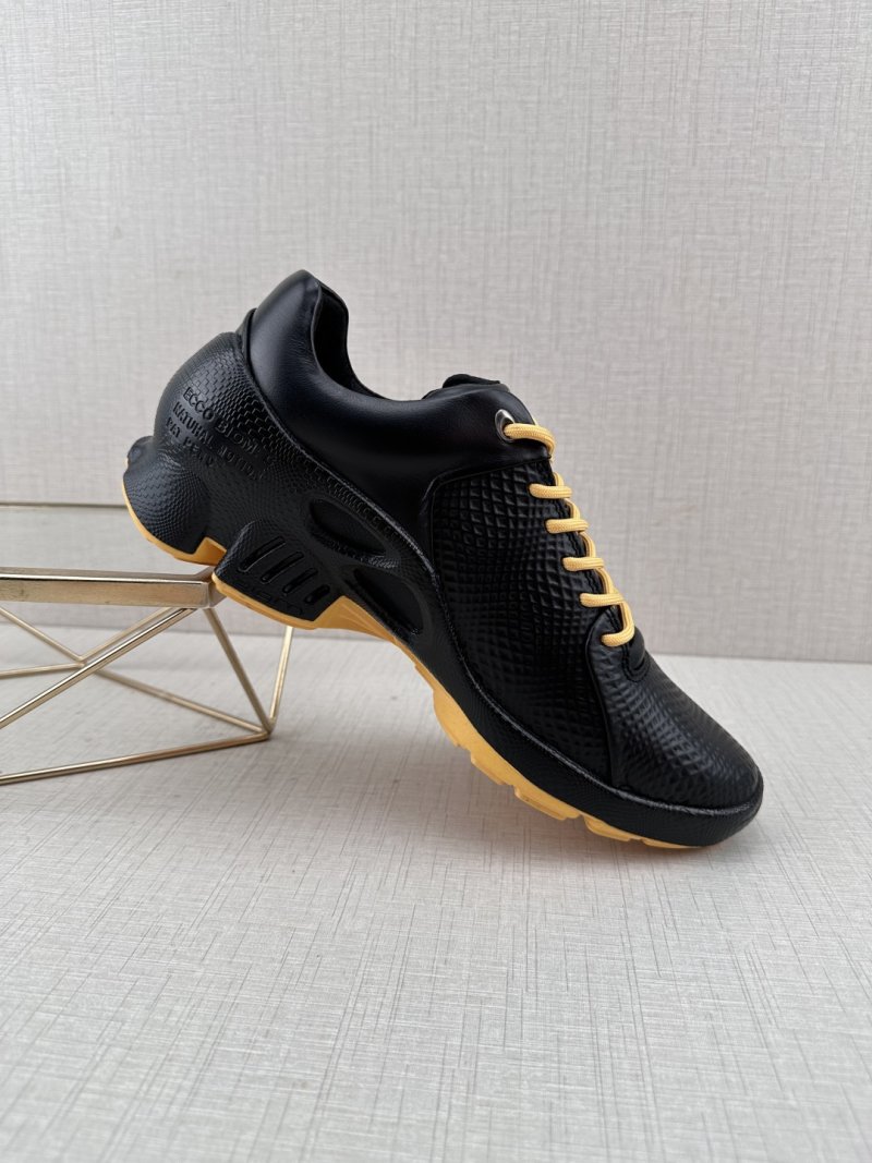 Ecco JJ11 'Red' view