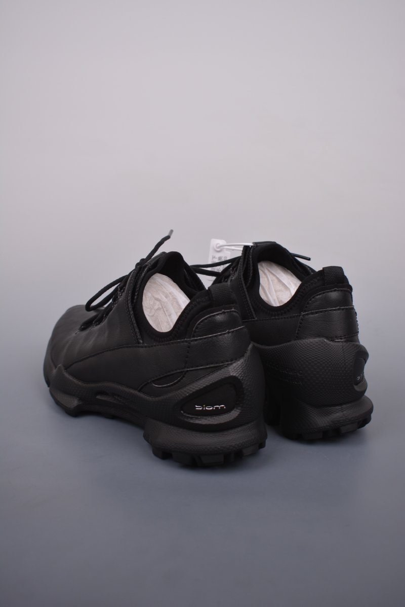 Ecco PU 'Black' view