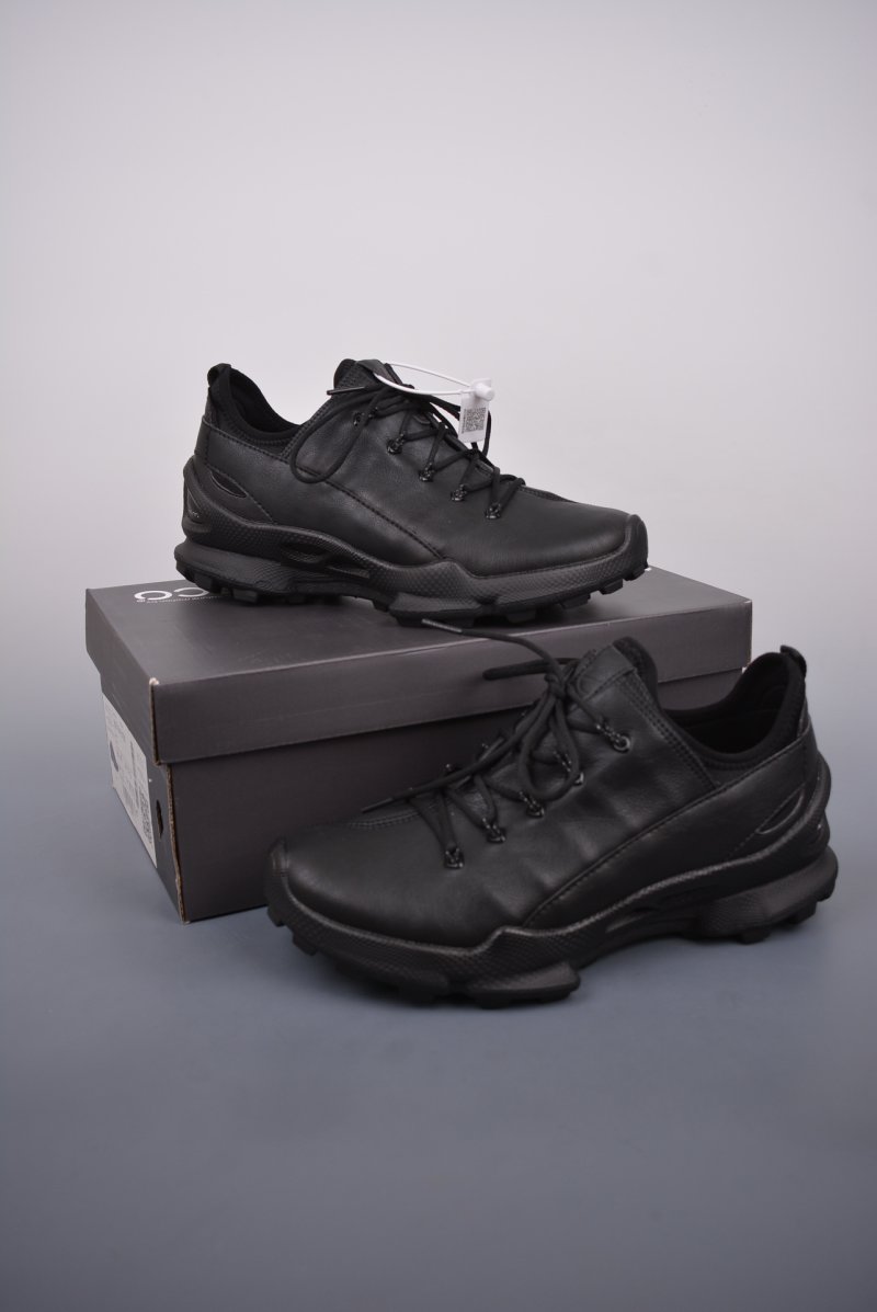 Ecco PU 'Black' view
