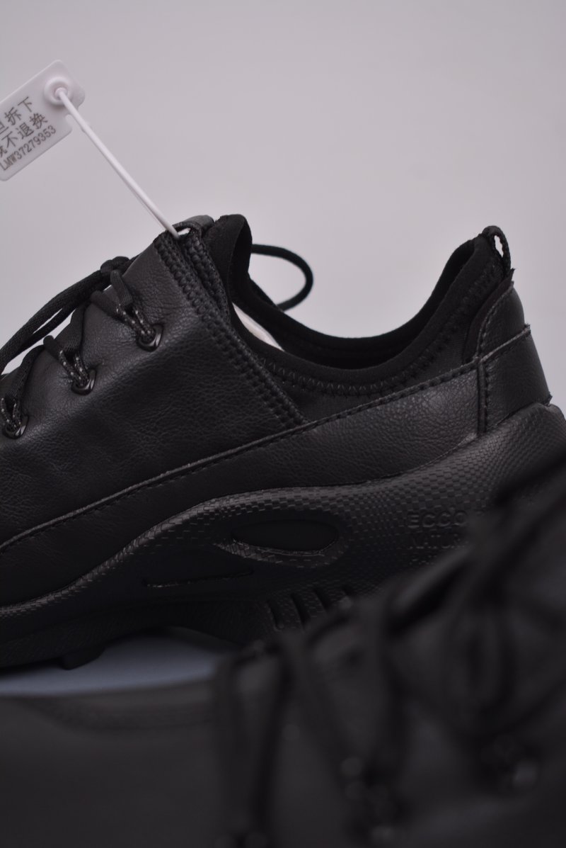 Ecco PU 'Black' view
