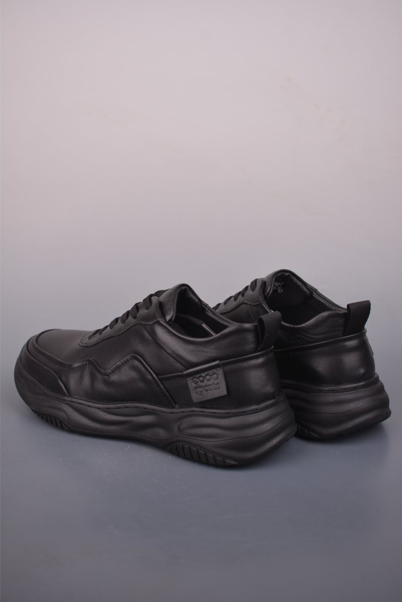 Ecco PU 'Black / White' view