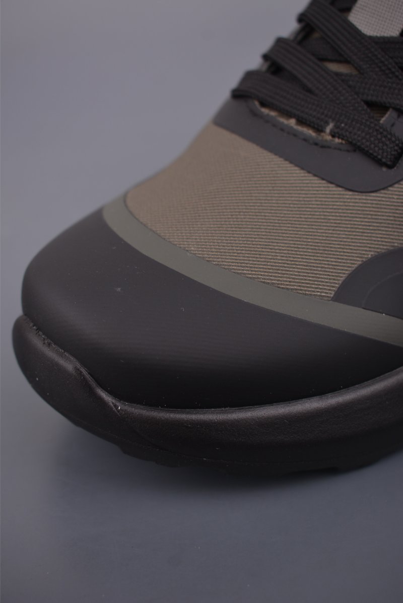 Ecco PU 'Yellow' view