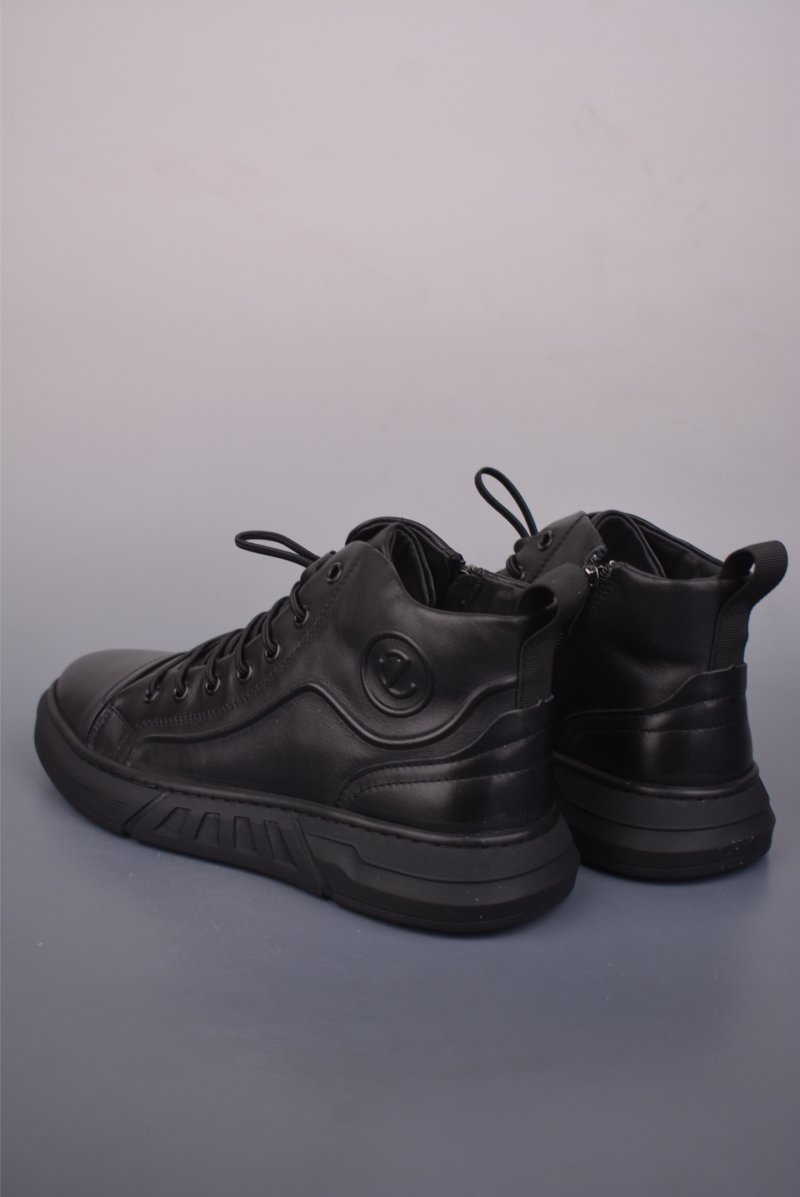 Ecco PU 'Black' view
