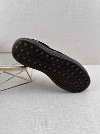 Ecco Q11 view 6