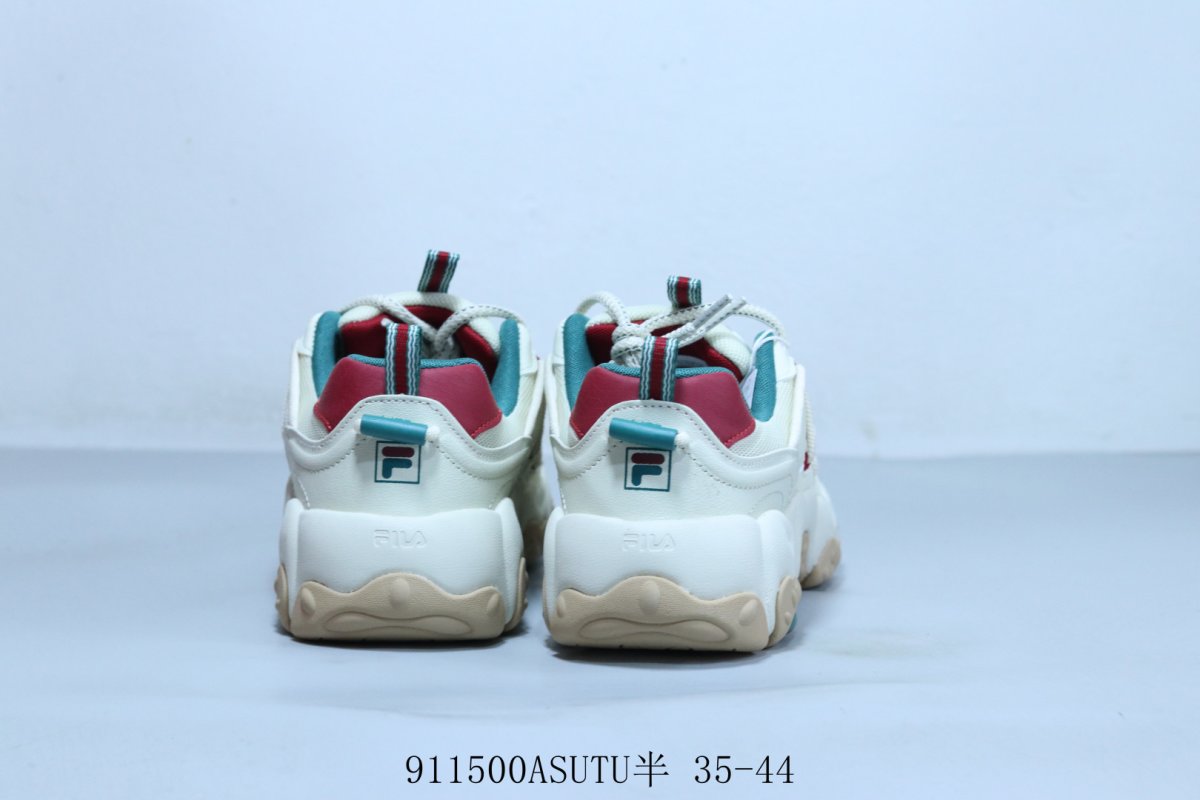 Fila Sneakers view