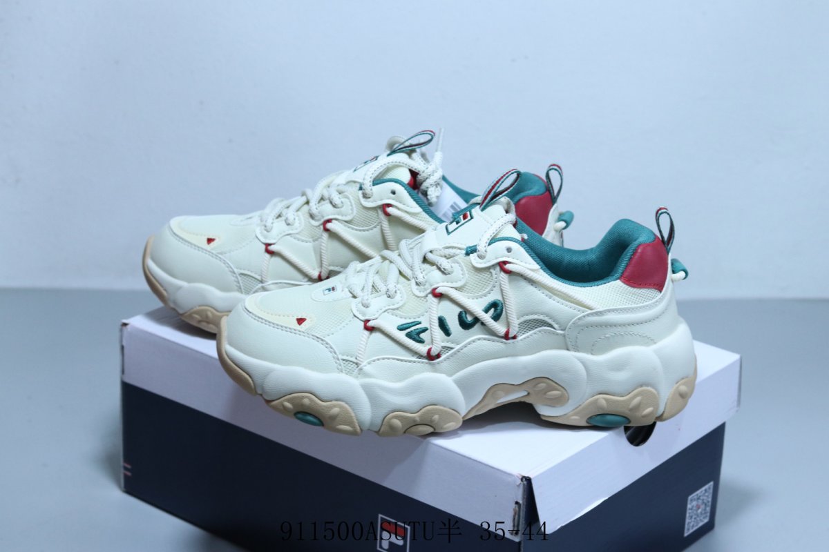 Fila Sneakers view