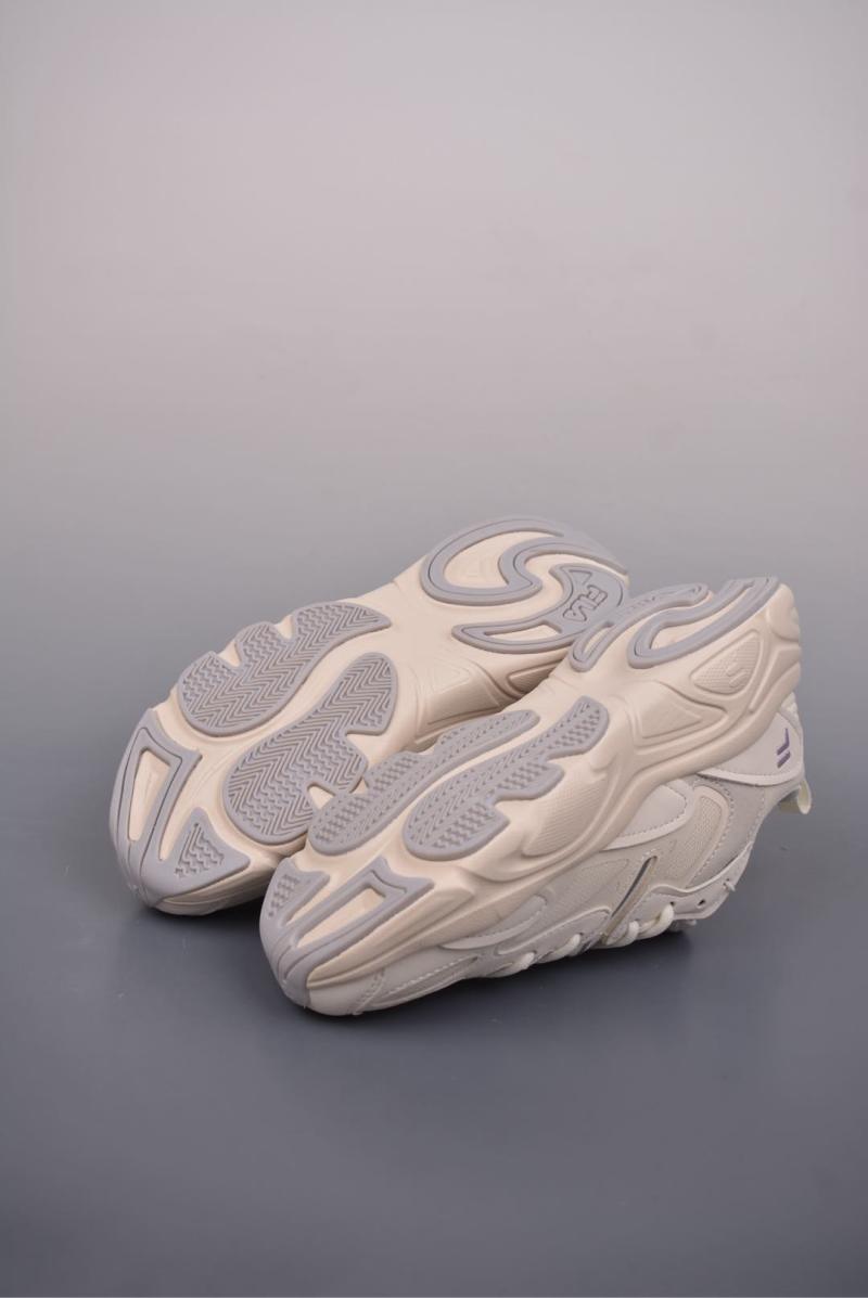 Fila Sneakers view