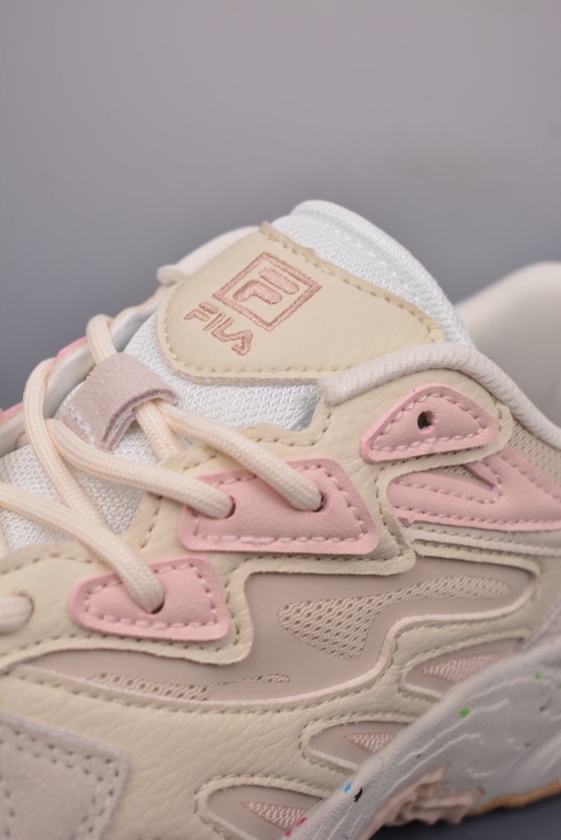 Fila Sneakers view