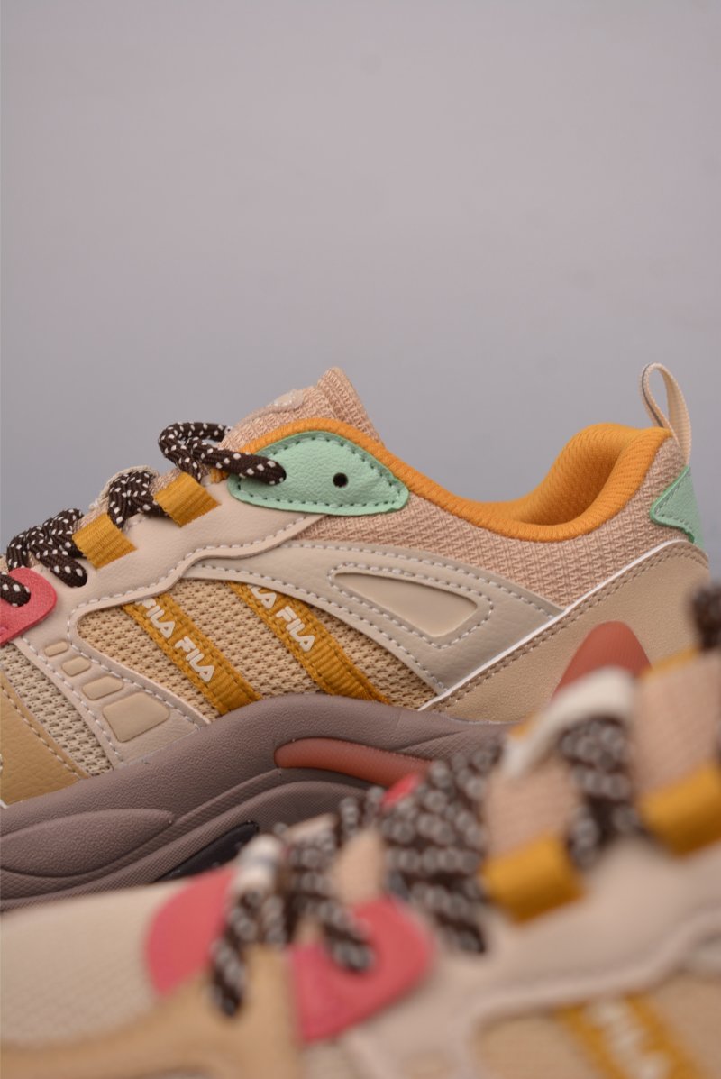 Fila Sneakers view