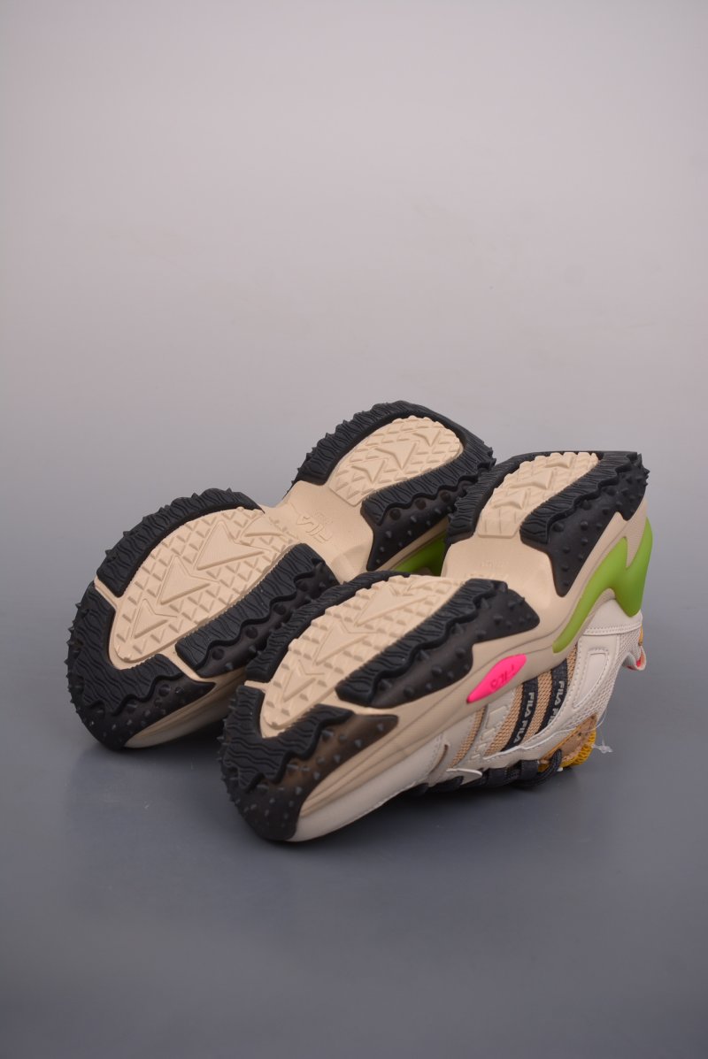 Fila Sneakers view