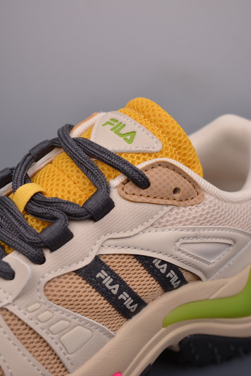 Fila Sneakers view