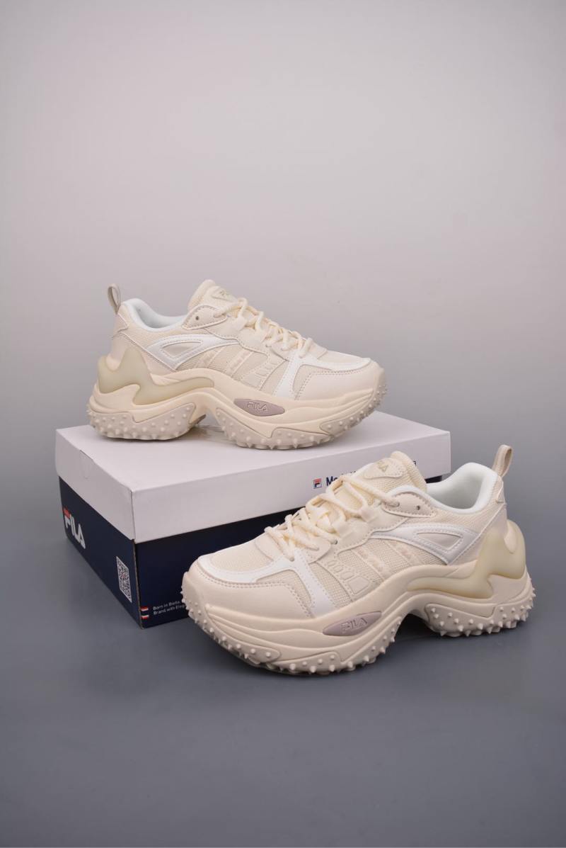 Fila Sneakers view