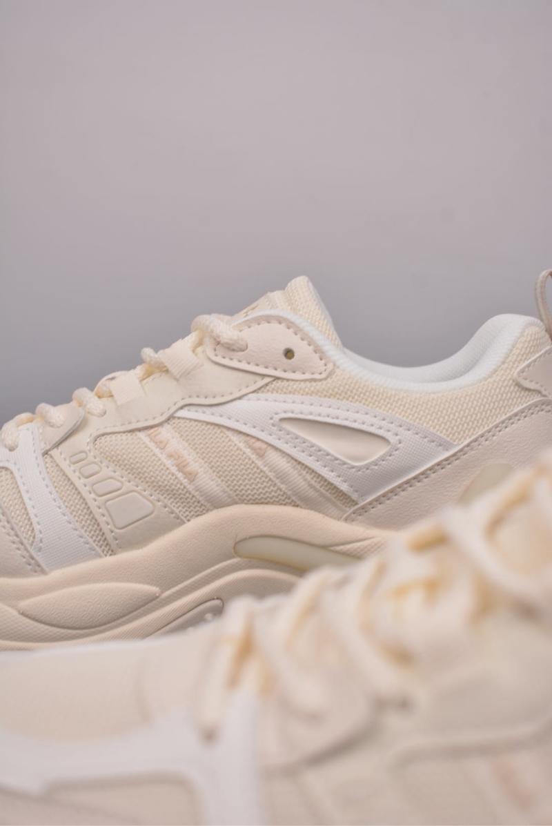 Fila Sneakers view