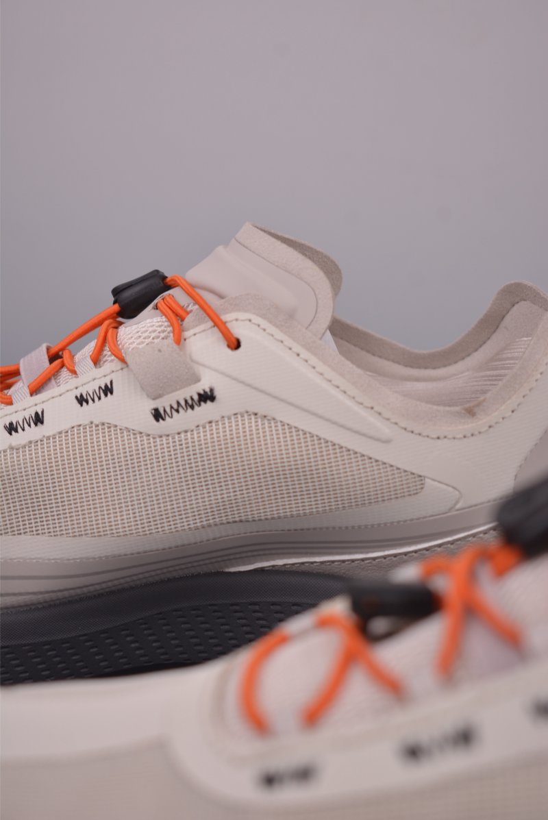 Fila Basketball Shoes view
