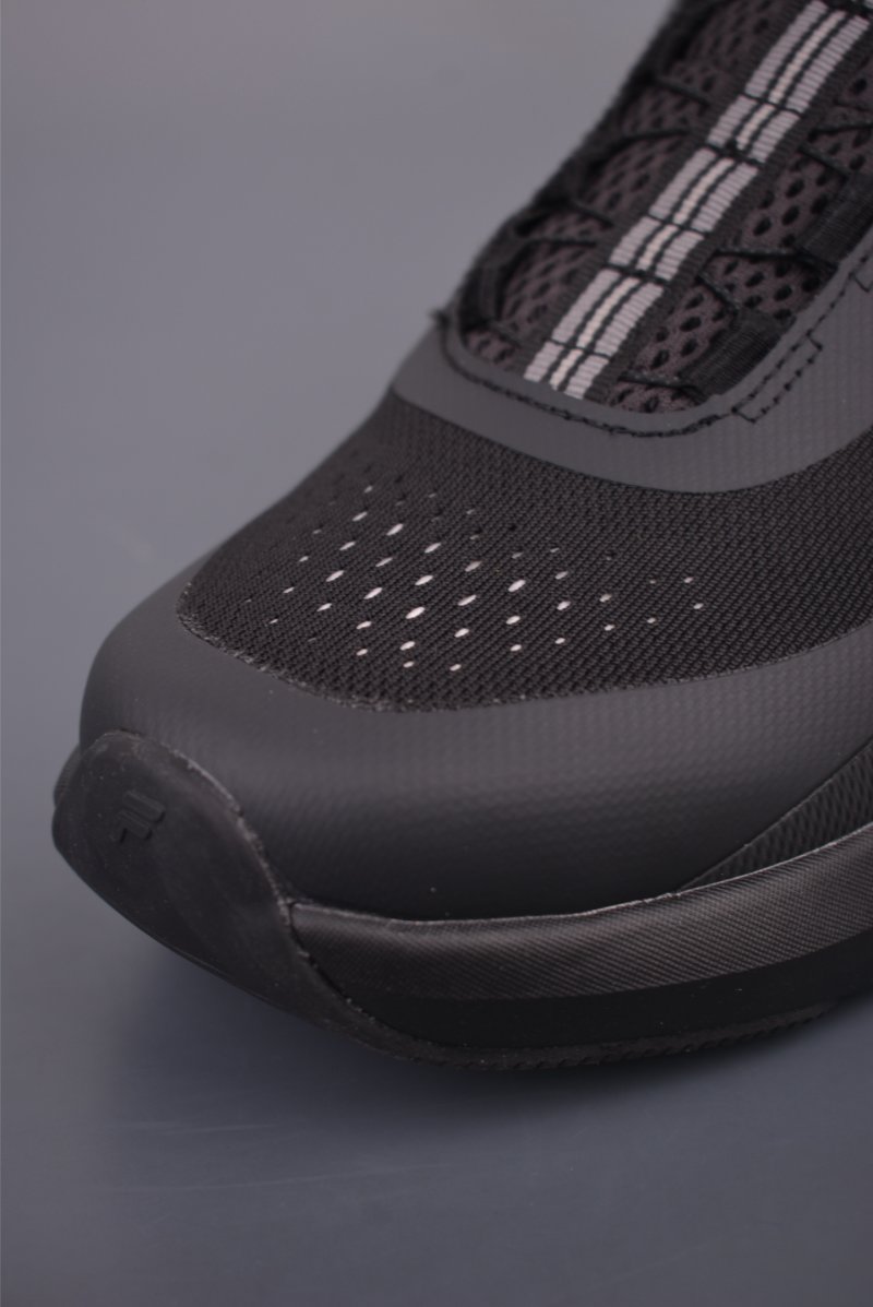Fila Basketball Shoes view