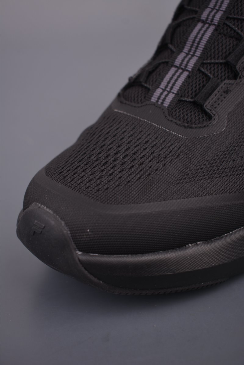 Fila Basketball Shoes view