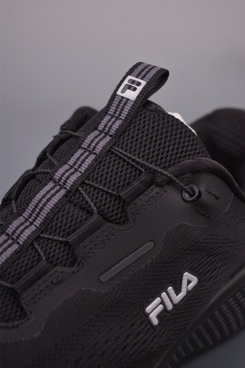 Fila Basketball Shoes view