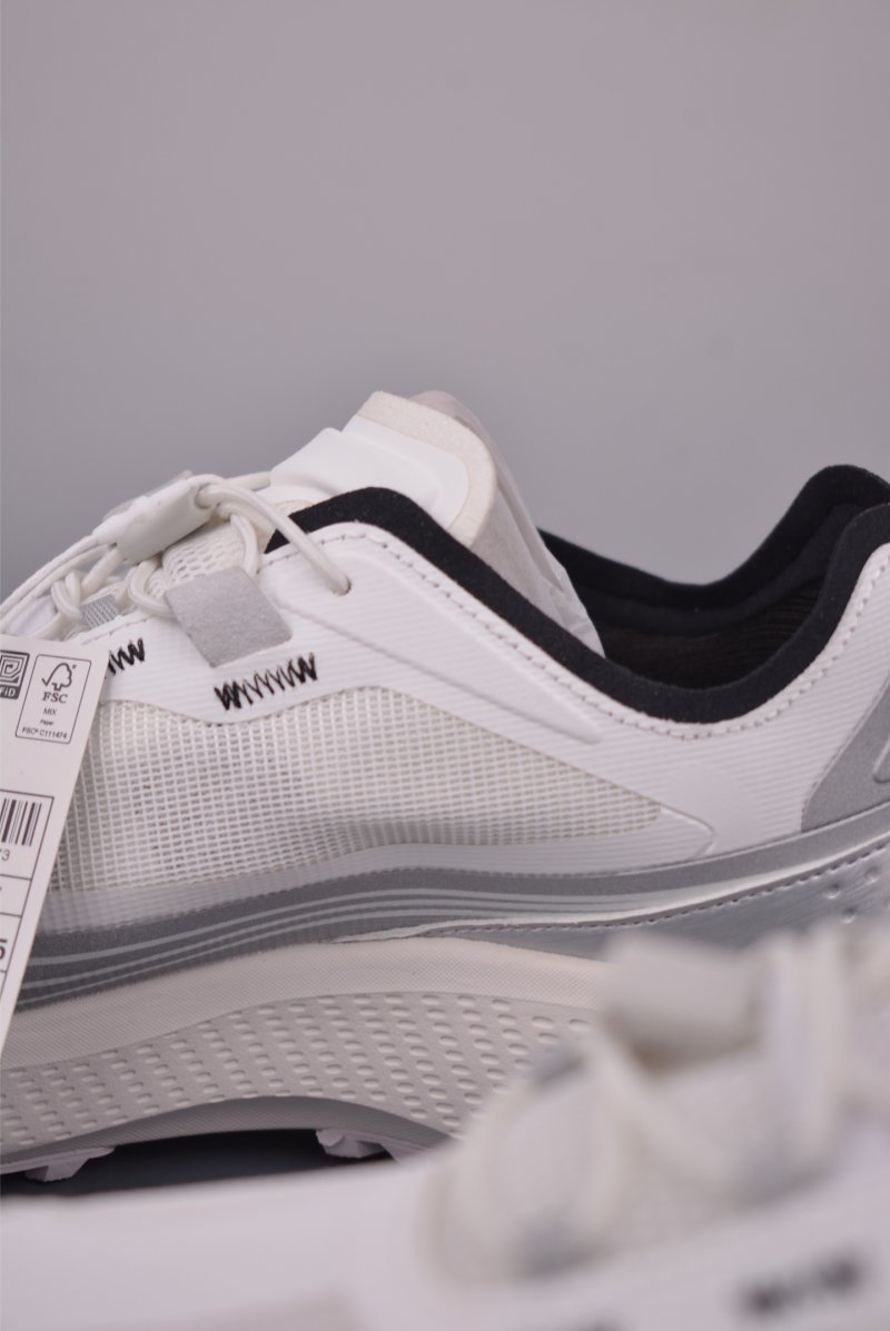 Fila Basketball Shoes view