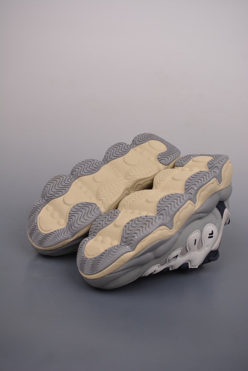 Fila Basketball Shoes view