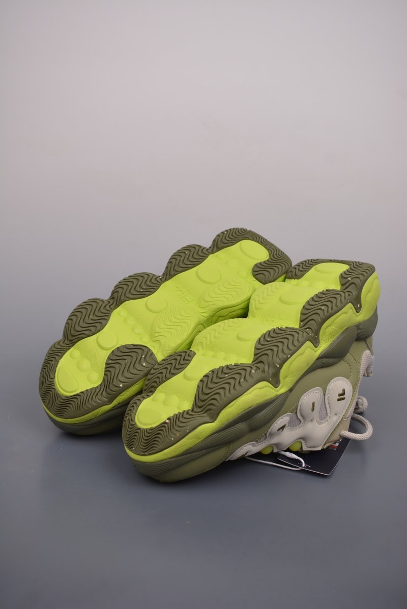Fila Basketball Shoes view