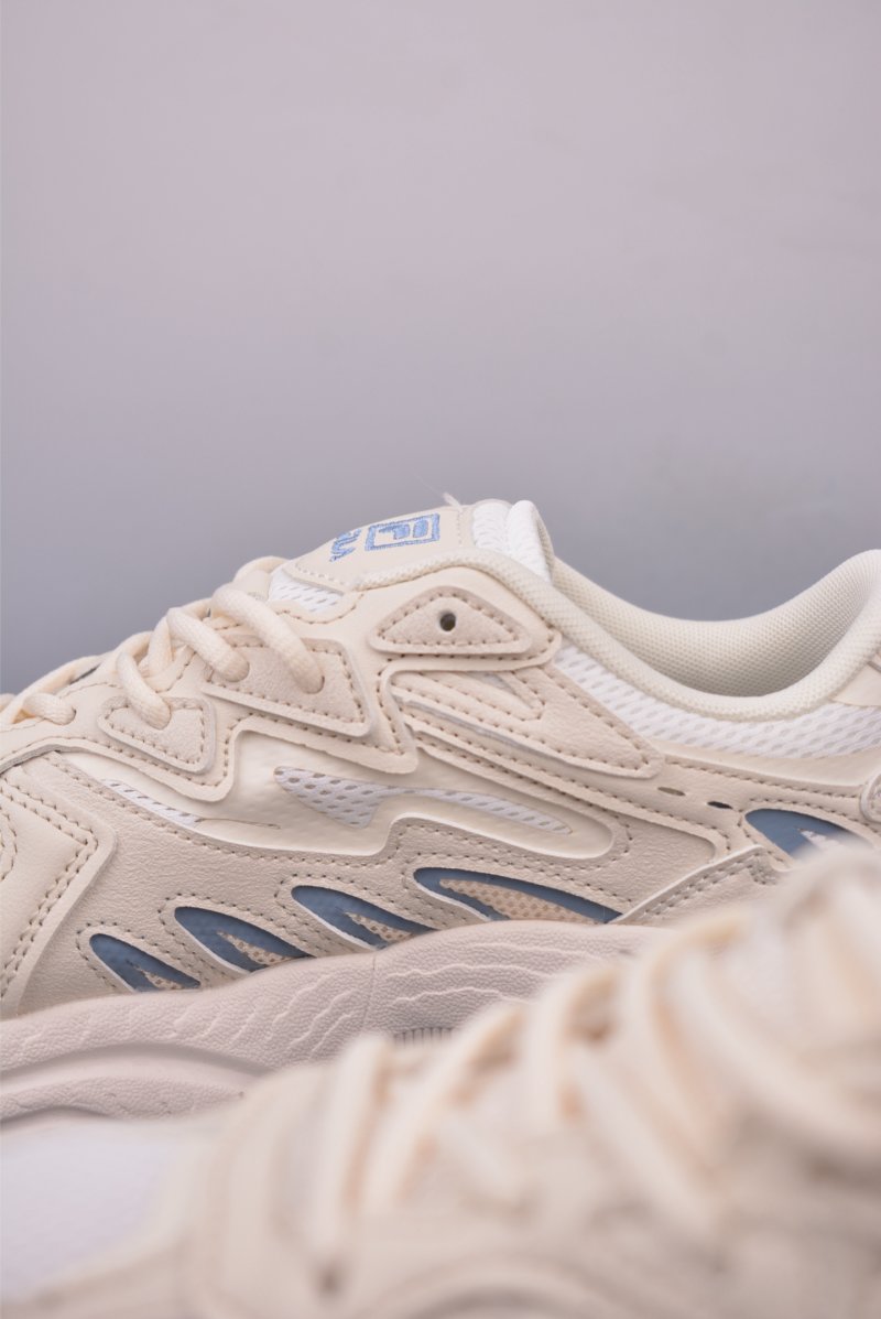 Fila Basketball Shoes view