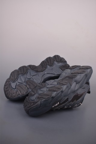 Fila Basketball Shoes view 3