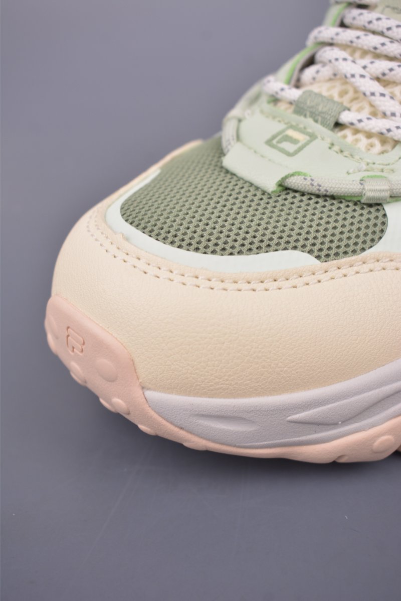 Fila Basketball Shoes view
