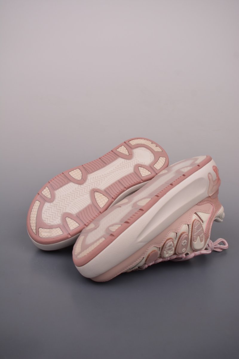 Fila Basketball Shoes view