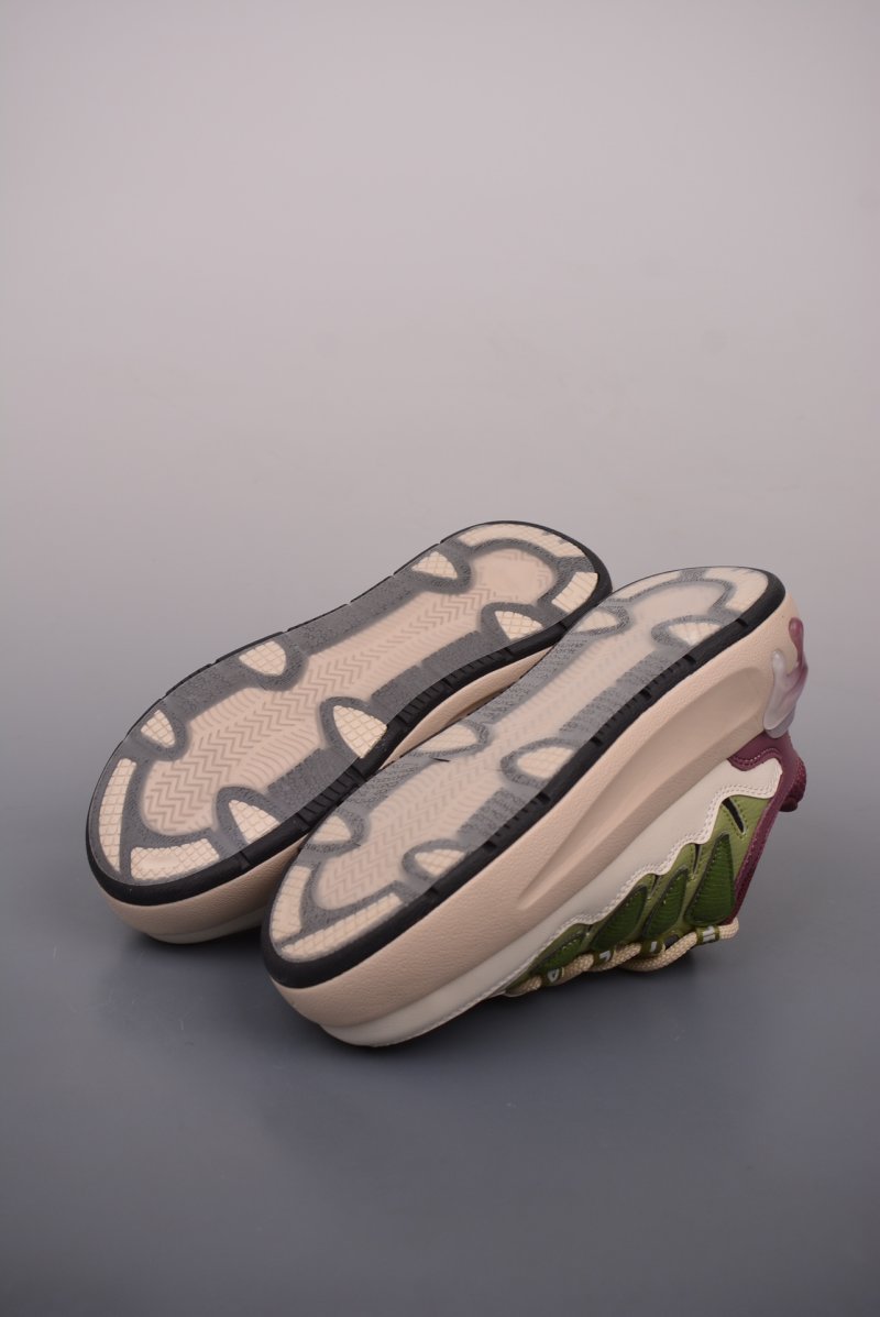 Fila Basketball Shoes view