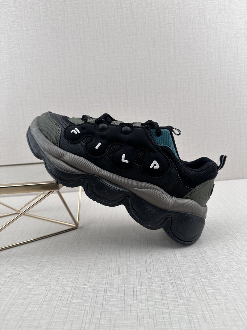 Fila Pease