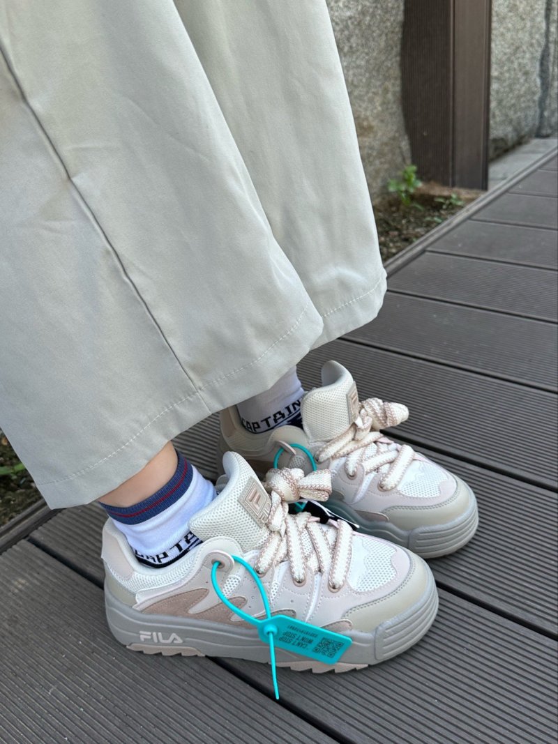 Fila Rosetta view