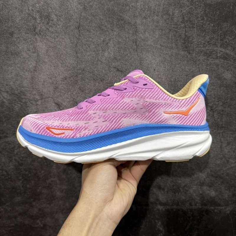Hoka Clifton 9 view