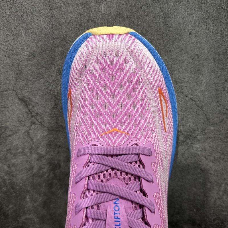 Hoka Clifton 9 view