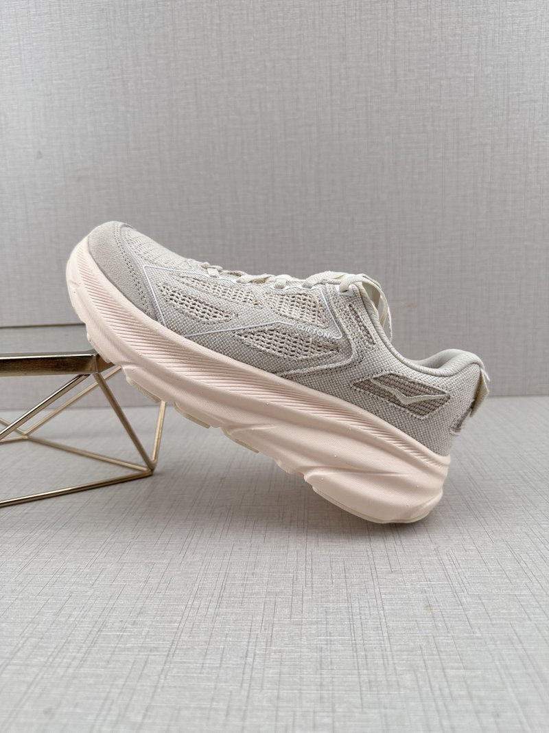 Hoka Clifton One 9