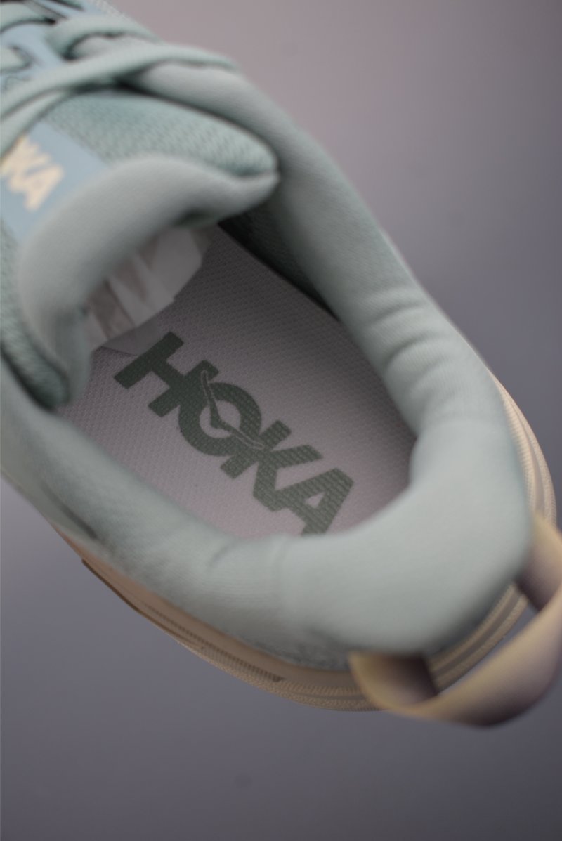 Hoka Challenger 8 view