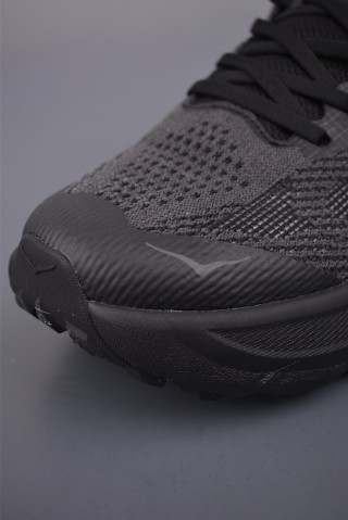 Hoka Challenger 8 view 6