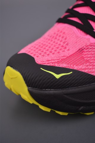Hoka Challenger 8 view 24