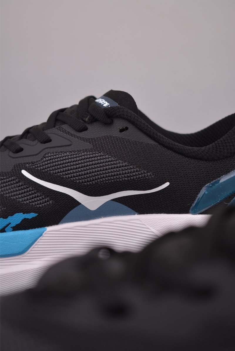 Hoka Mafate X view